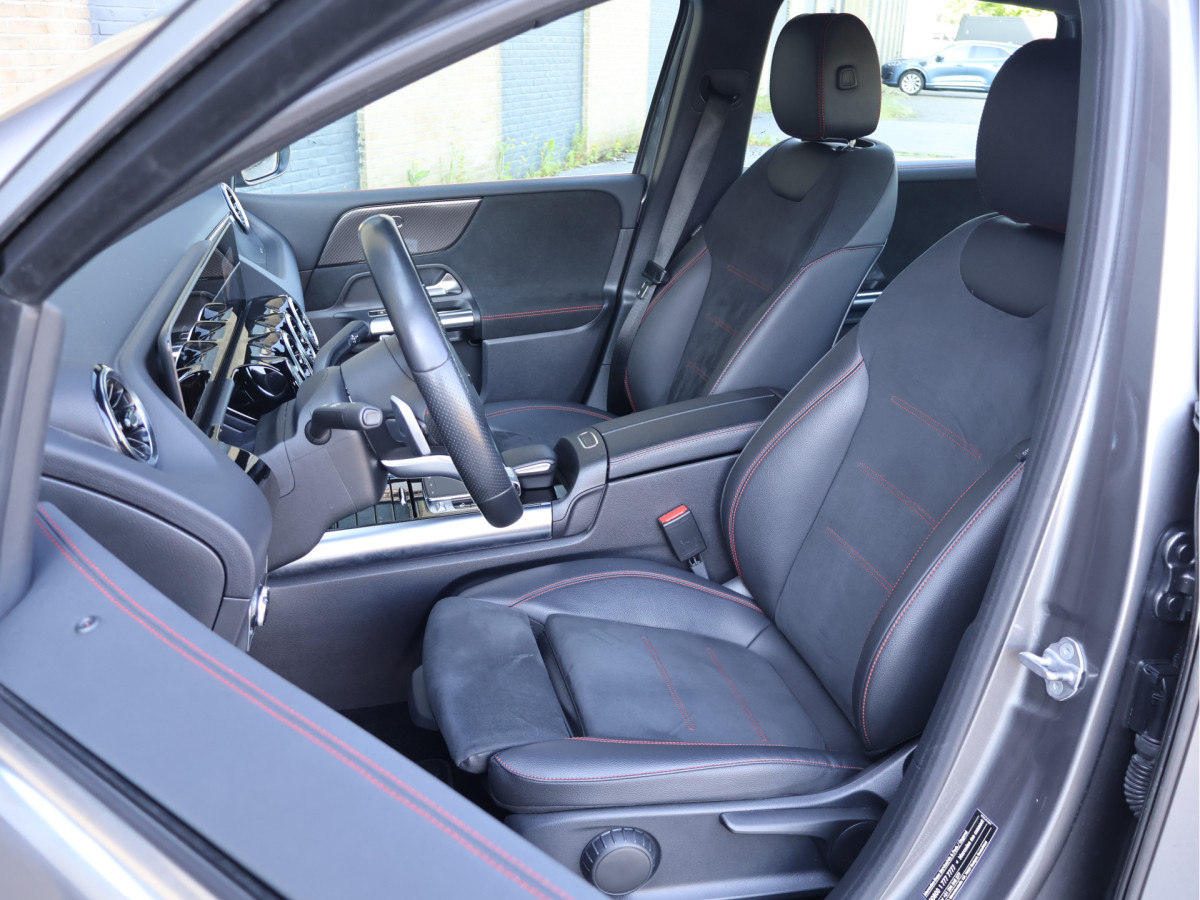 Mercedes-Benz B-Klasse 250 AMG line 225PK