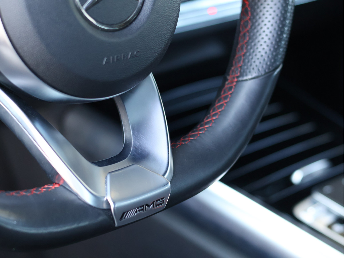 Mercedes-Benz B-Klasse 250 AMG line 225PK