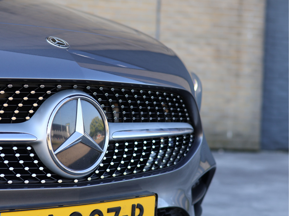 Mercedes-Benz B-Klasse 250 AMG line 225PK