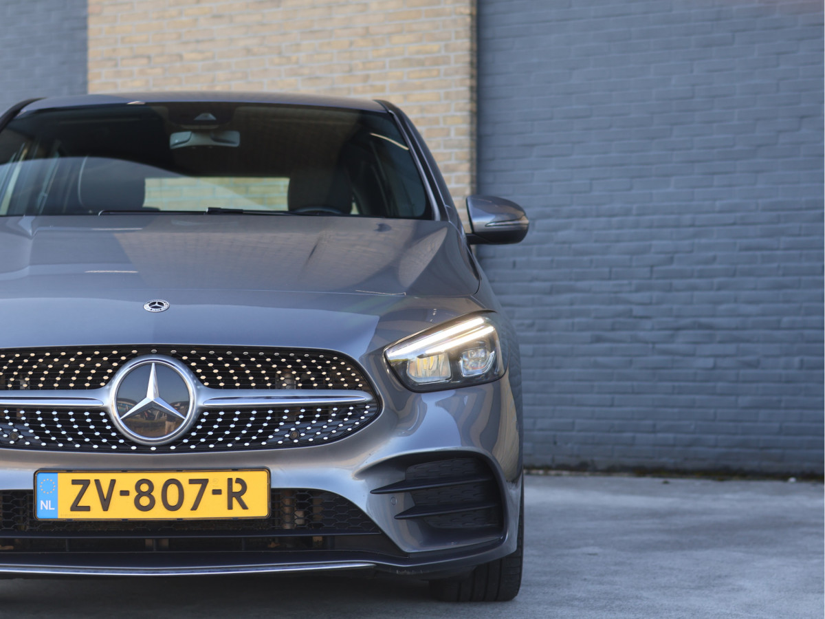 Mercedes-Benz B-Klasse 250 AMG line 225PK