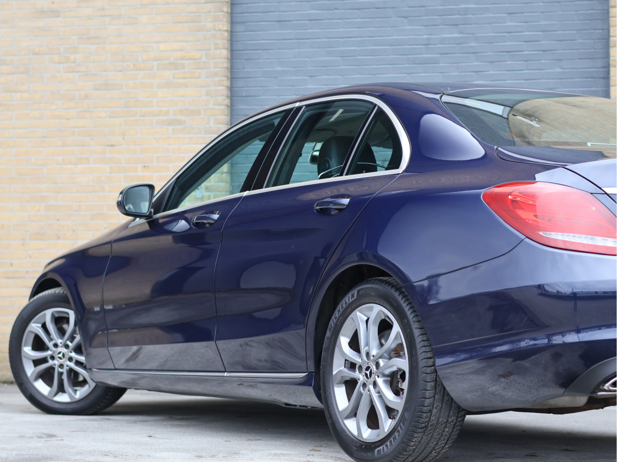 Mercedes-Benz C-Klasse 180 Premium Plus Automaat