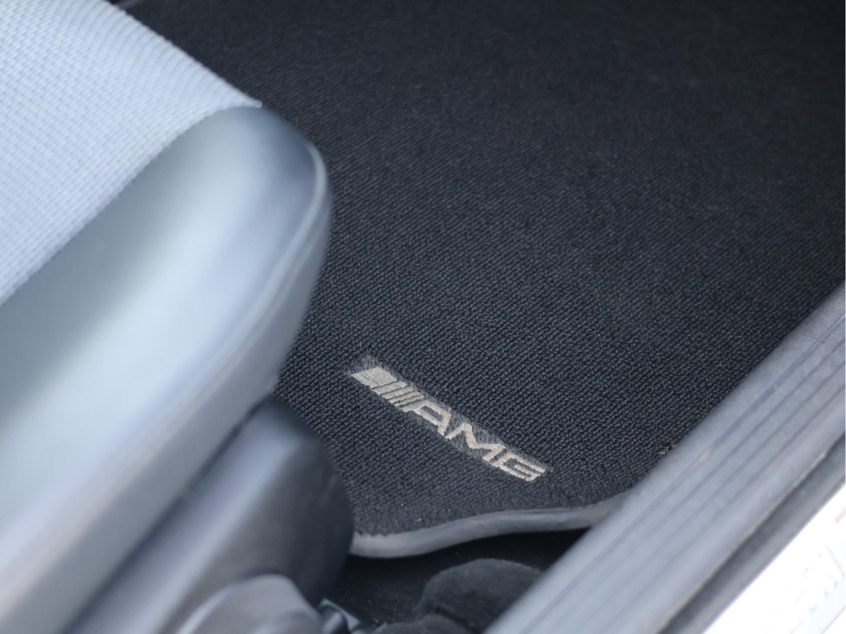 Mercedes-Benz C-Klasse 280 3.0 V6 Avantgarde AMG Line