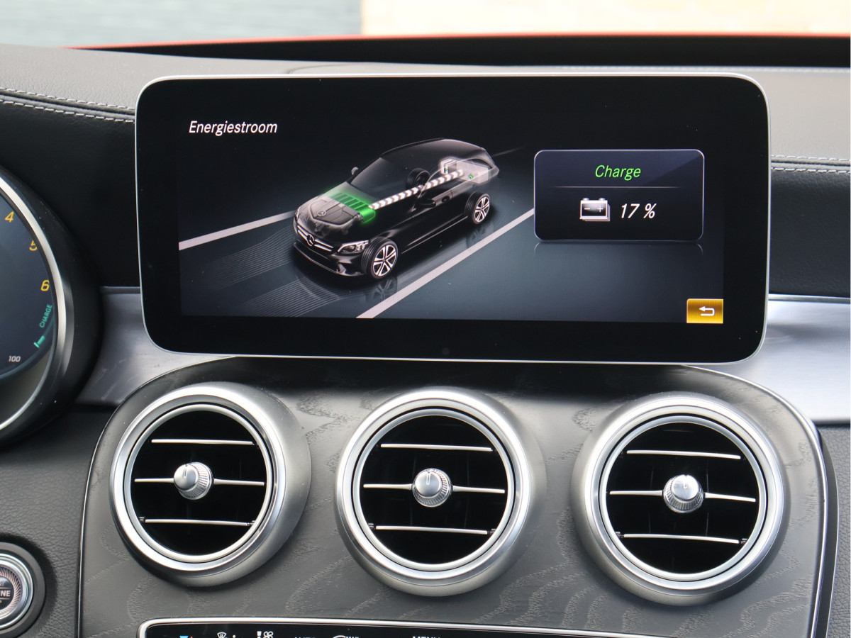 Mercedes-Benz C-Klasse 300 de Estate Premium Plus EQ AMG line