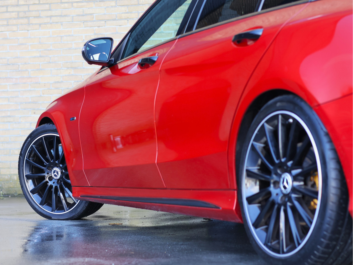 Mercedes-Benz C-Klasse 300 de Estate Premium Plus EQ AMG line