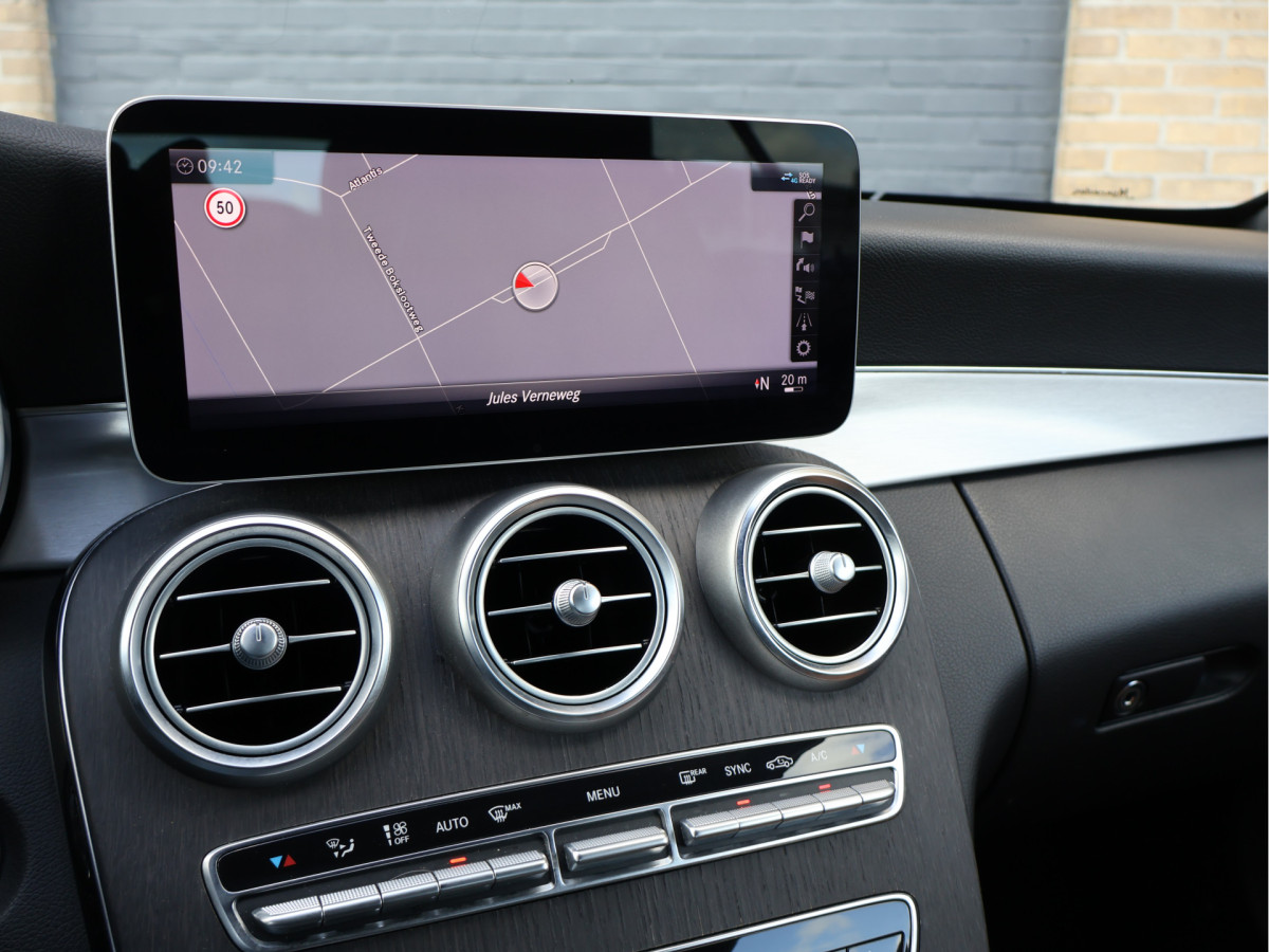 Mercedes-Benz C-Klasse Cabrio 180 AMG Line