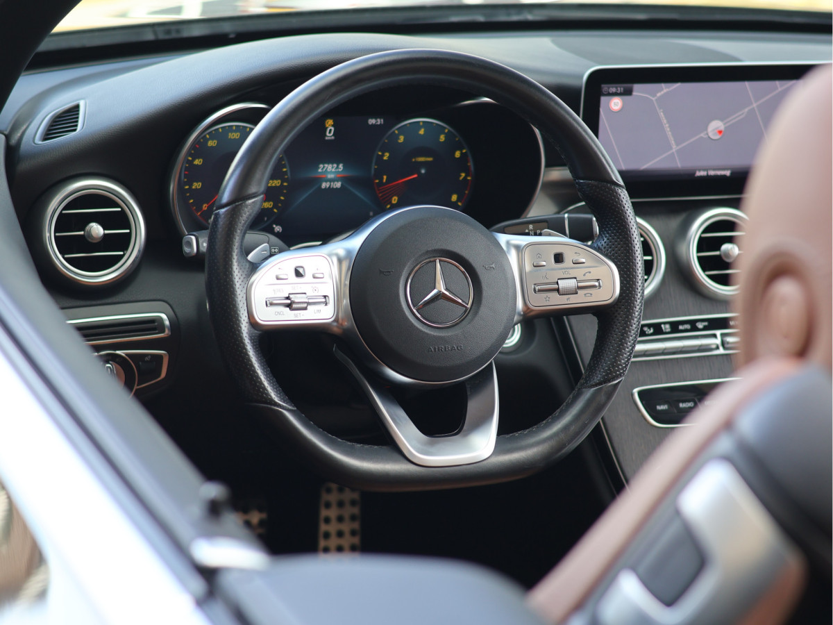 Mercedes-Benz C-Klasse Cabrio 180 AMG Line