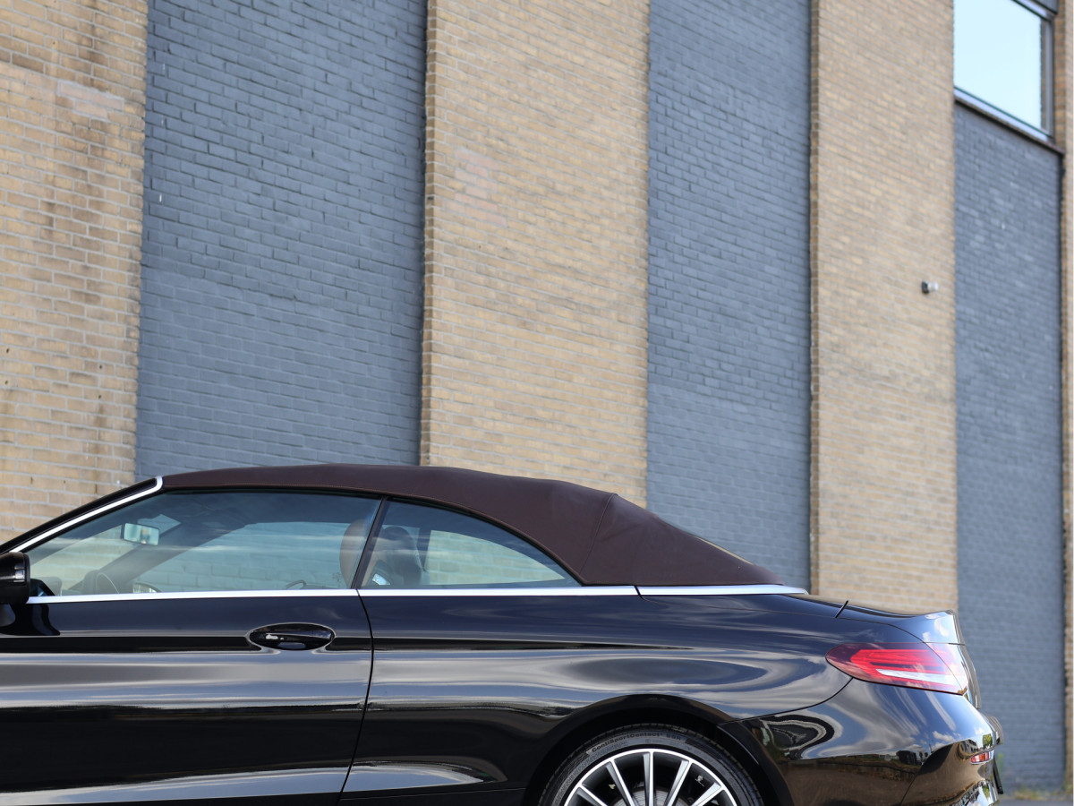 Mercedes-Benz C-Klasse Cabrio 180 AMG Line