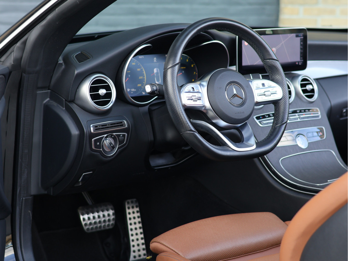 Mercedes-Benz C-Klasse Cabrio 180 AMG Line