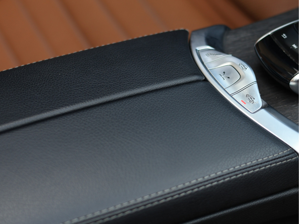 Mercedes-Benz C-Klasse Cabrio 180 AMG Line
