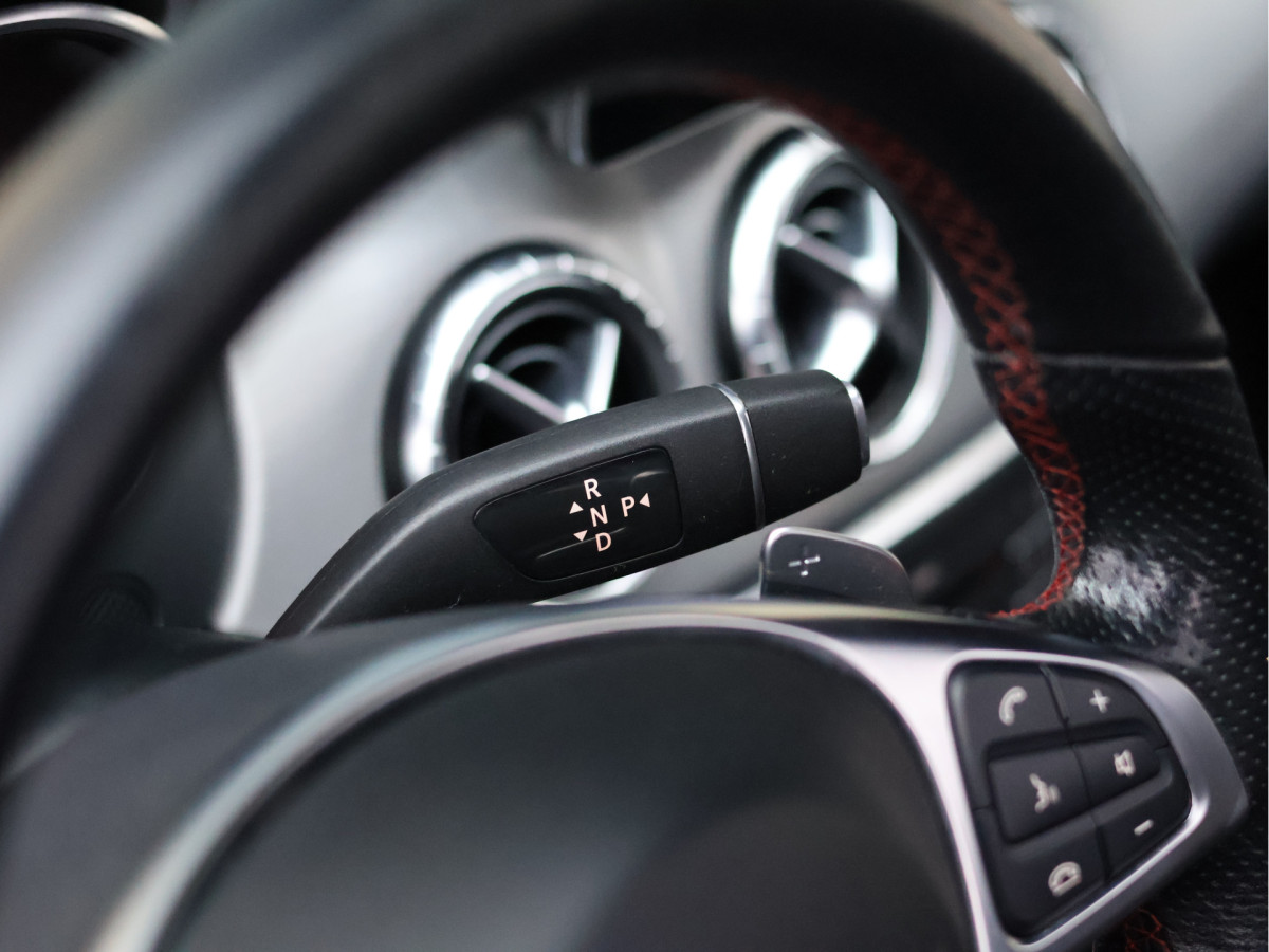 Mercedes-Benz CLA-Klasse Shooting Brake 180 AMG Line