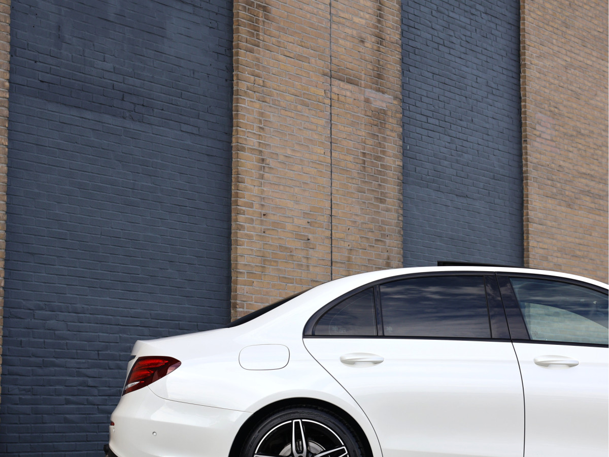 Mercedes-Benz E-Klasse 200 AMG line