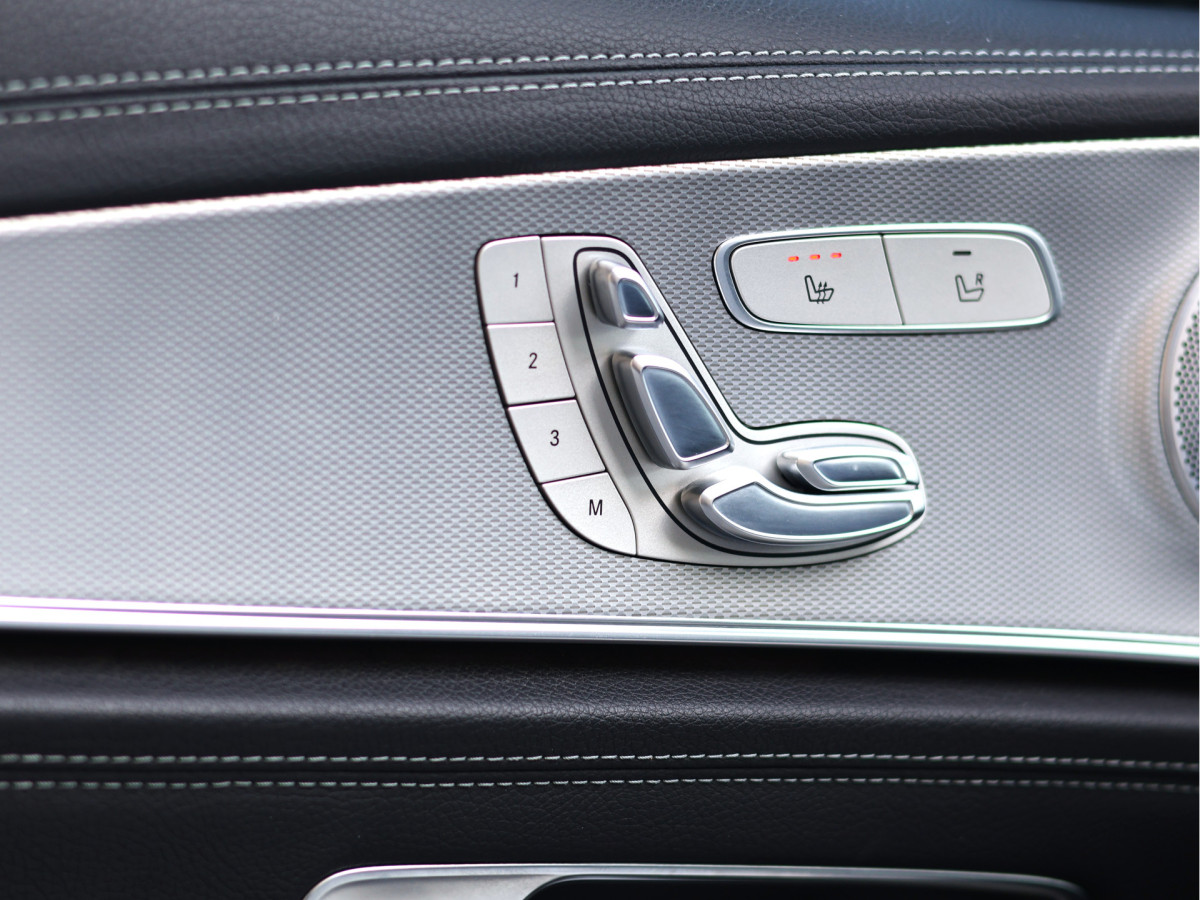 Mercedes-Benz E-Klasse 200 AMG line