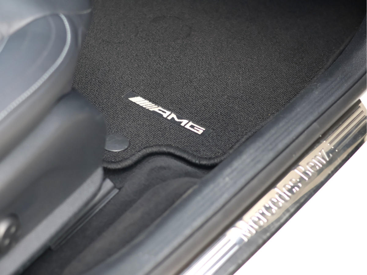 Mercedes-Benz E-Klasse 200 AMG line