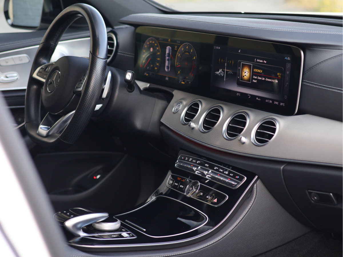 Mercedes-Benz E-Klasse 200 AMG line