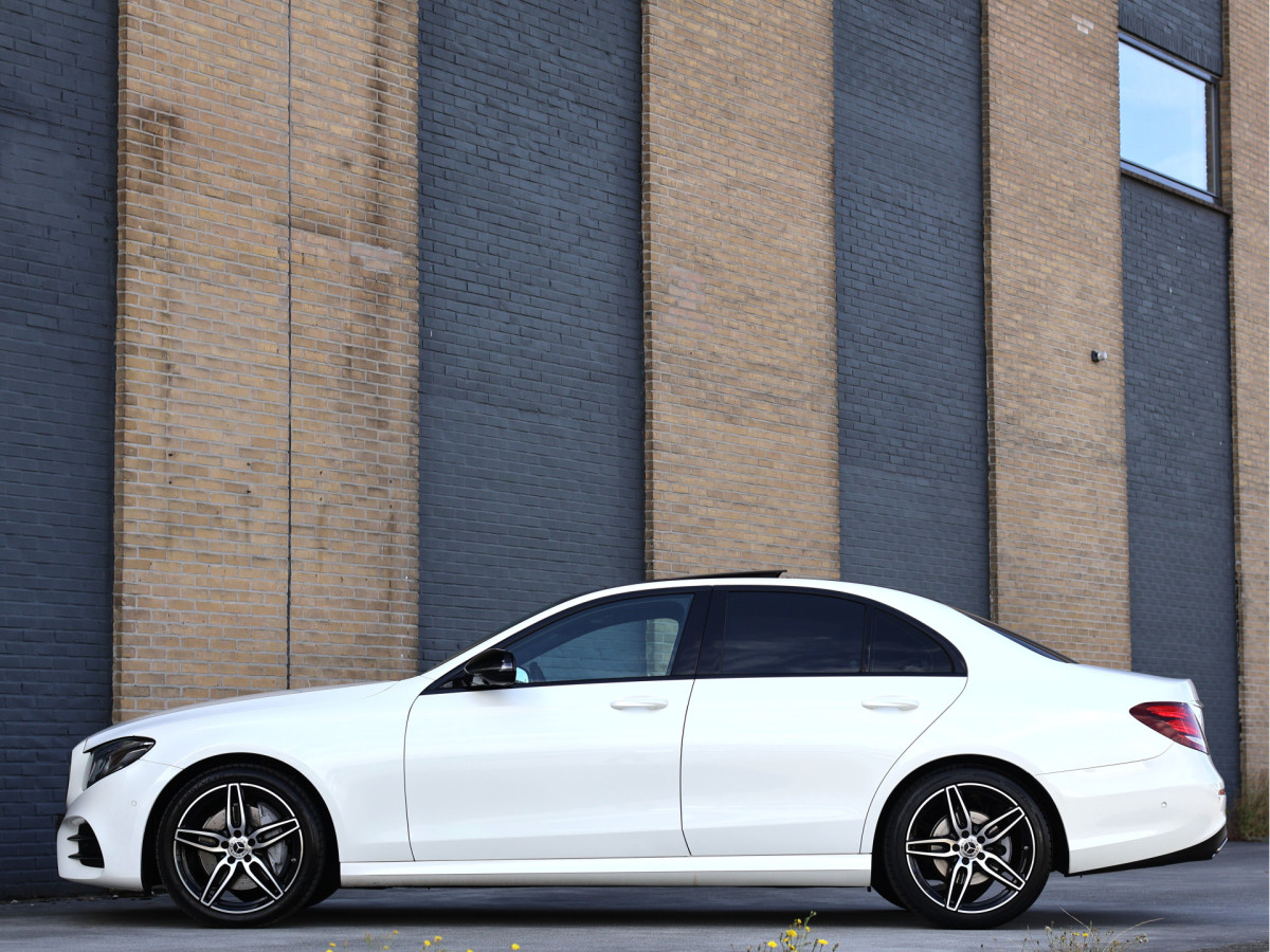 Mercedes-Benz E-Klasse 200 AMG line