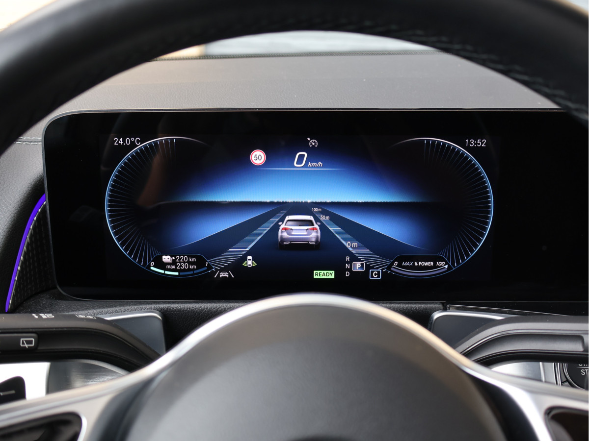 Mercedes-Benz EQB 250 Luxury Line 67 kWh