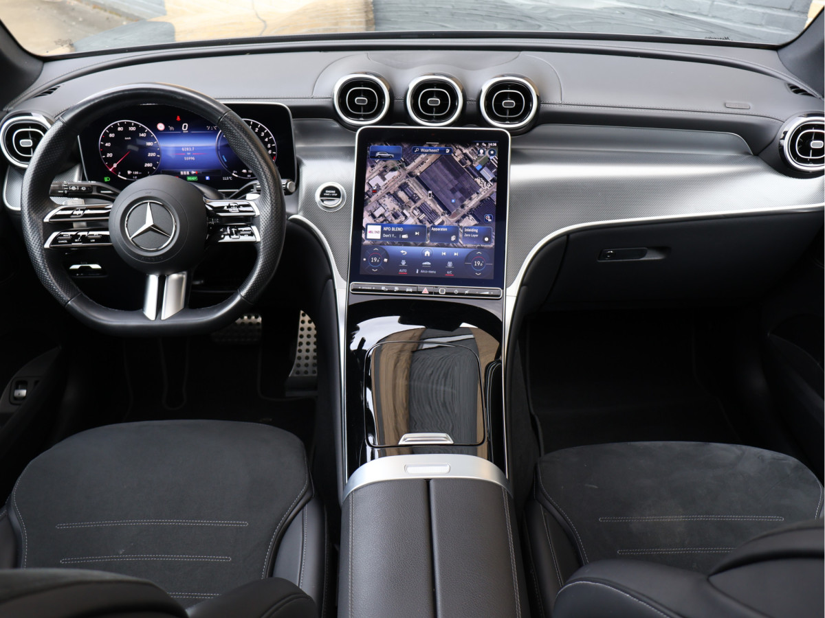 Mercedes-Benz GLC 300e 4MATIC AMG Line