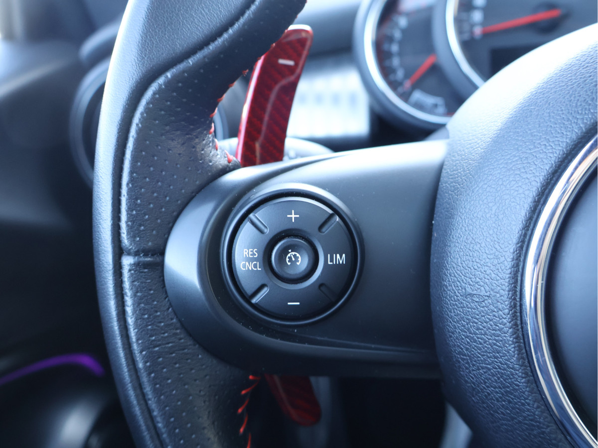 MINI Mini 2.0 John Cooper Works Chili