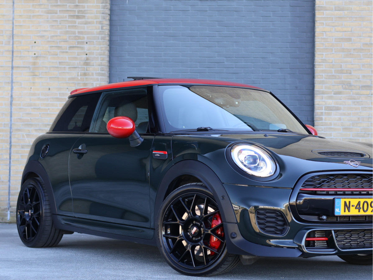 MINI Mini 2.0 John Cooper Works Chili