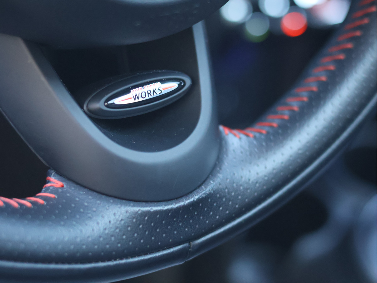 MINI Mini 2.0 John Cooper Works Chili
