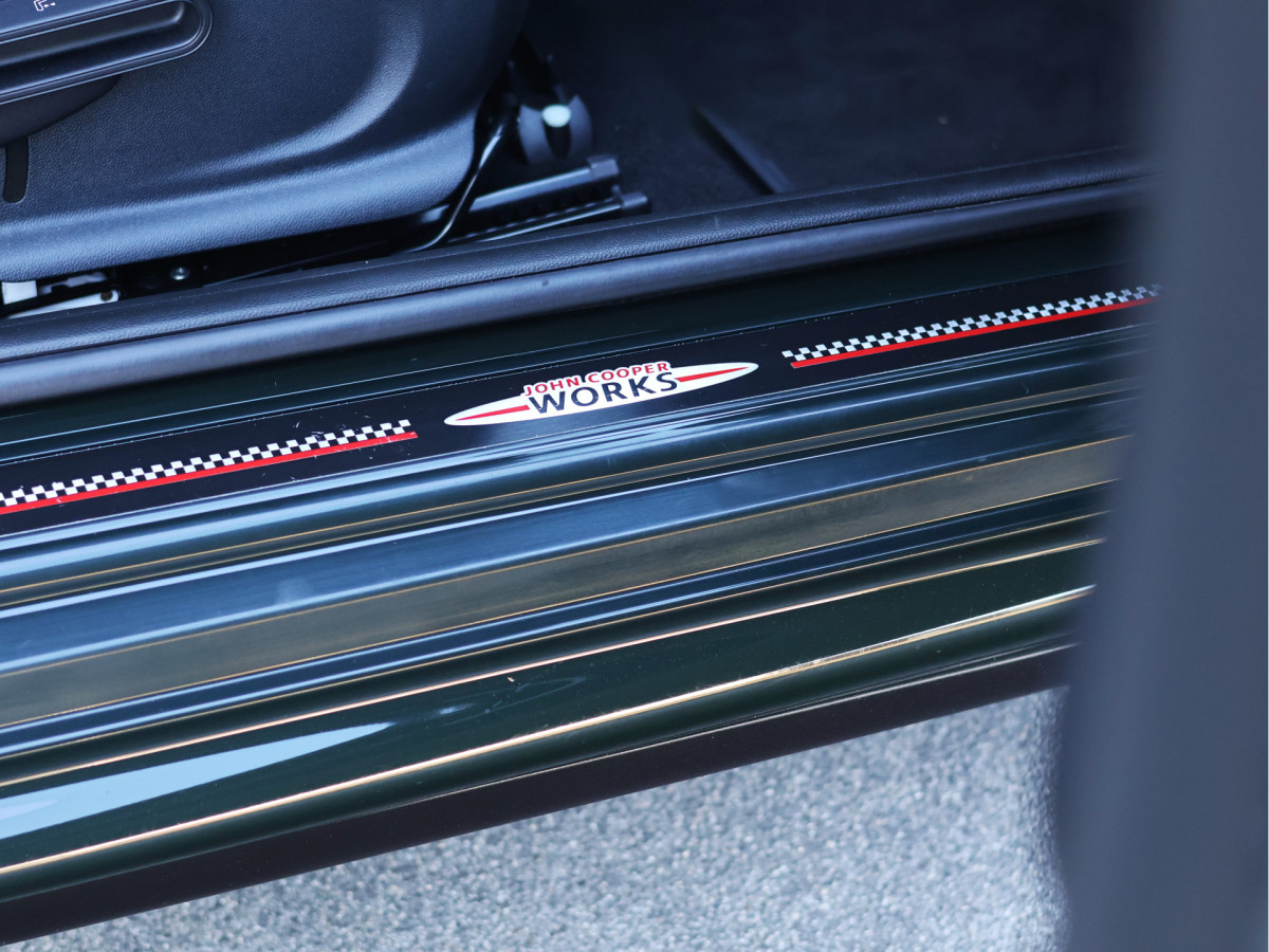 MINI Mini 2.0 John Cooper Works Chili