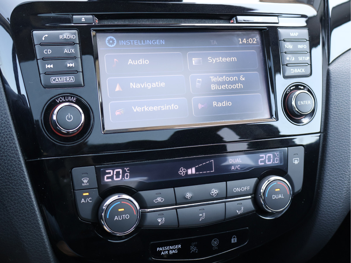 Nissan QASHQAI 1.6 N-Connecta