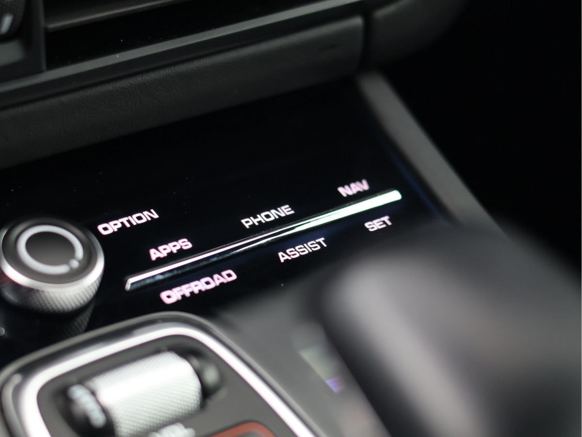 Porsche Cayenne 3.0 340PK V6