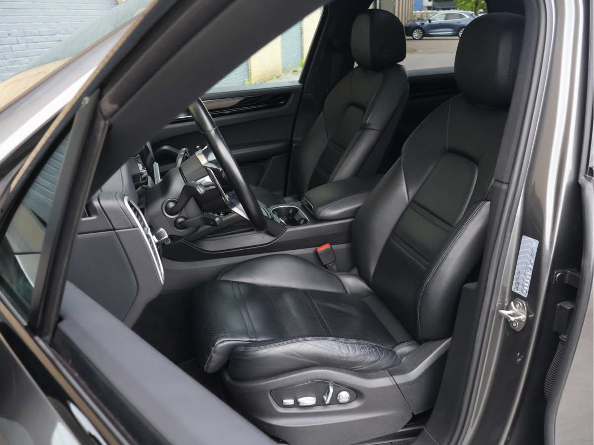 Porsche Cayenne 3.0 340PK V6