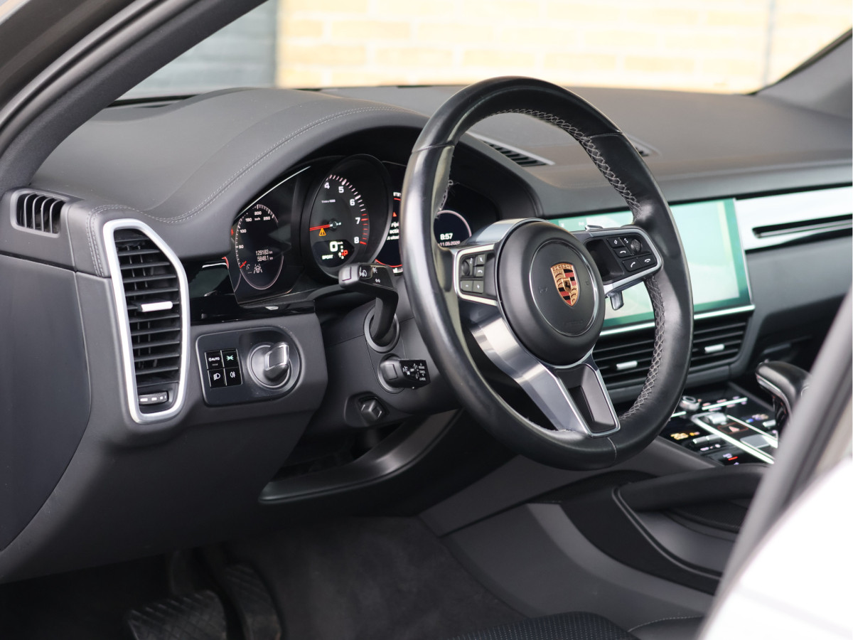 Porsche Cayenne 3.0 340PK V6