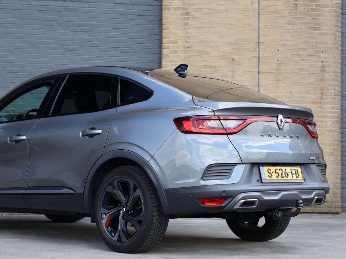 Renault Arkana 1.6 E-Tech hybrid 145 R.S. Line