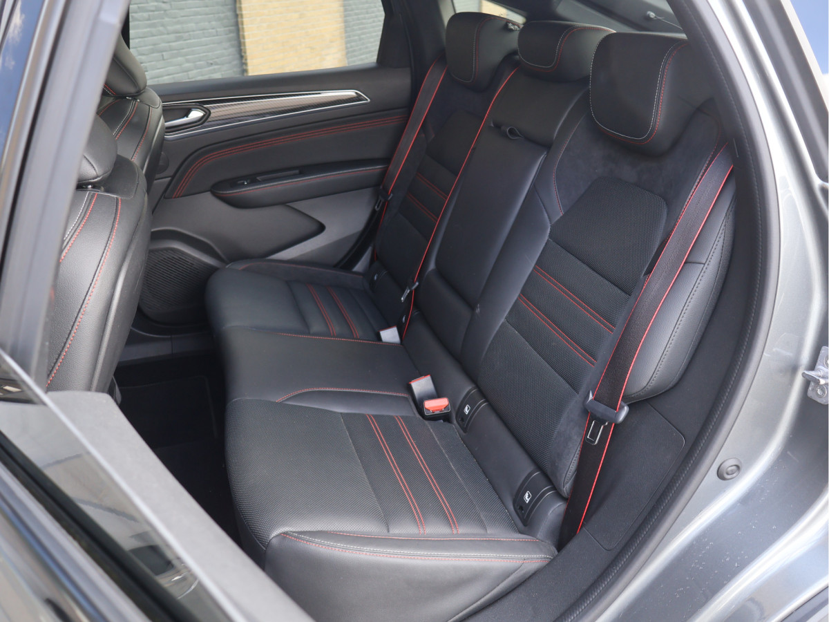 Renault Arkana 1.6 E-Tech hybrid 145 R.S. Line