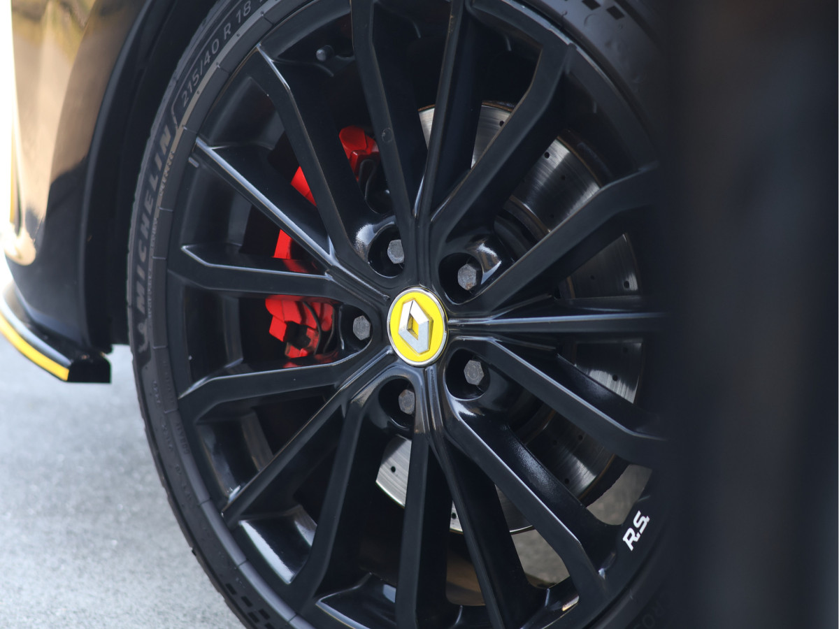 Renault Clio R.S. 18 Trophy 220PK