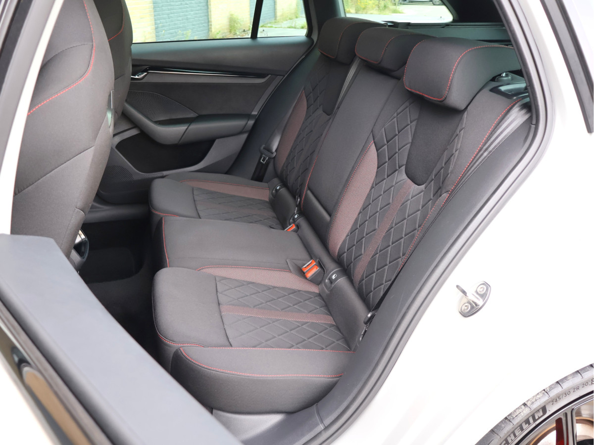 Škoda Octavia Combi 1.4 TSI RS iV PHEV