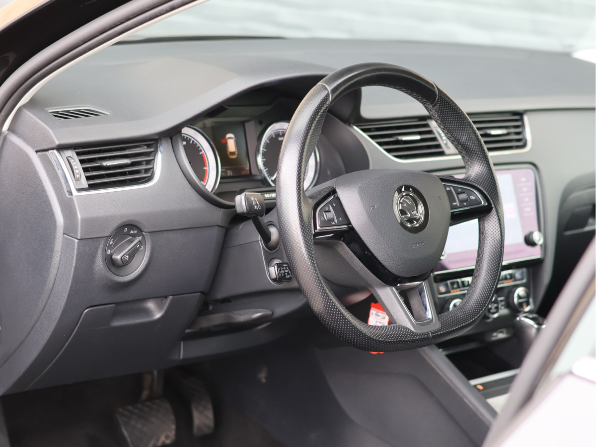 Škoda Octavia Combi 1.5 TSI Ambition Business