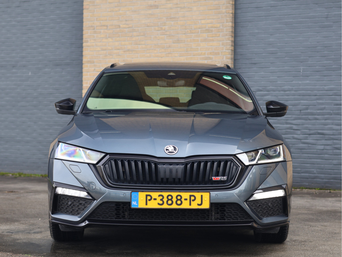 Škoda Octavia Combi 2.0 TSI iV RS 245PK