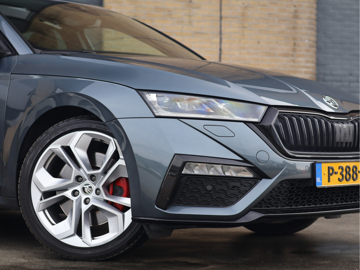 Škoda Octavia Combi 2.0 TSI iV RS 245PK