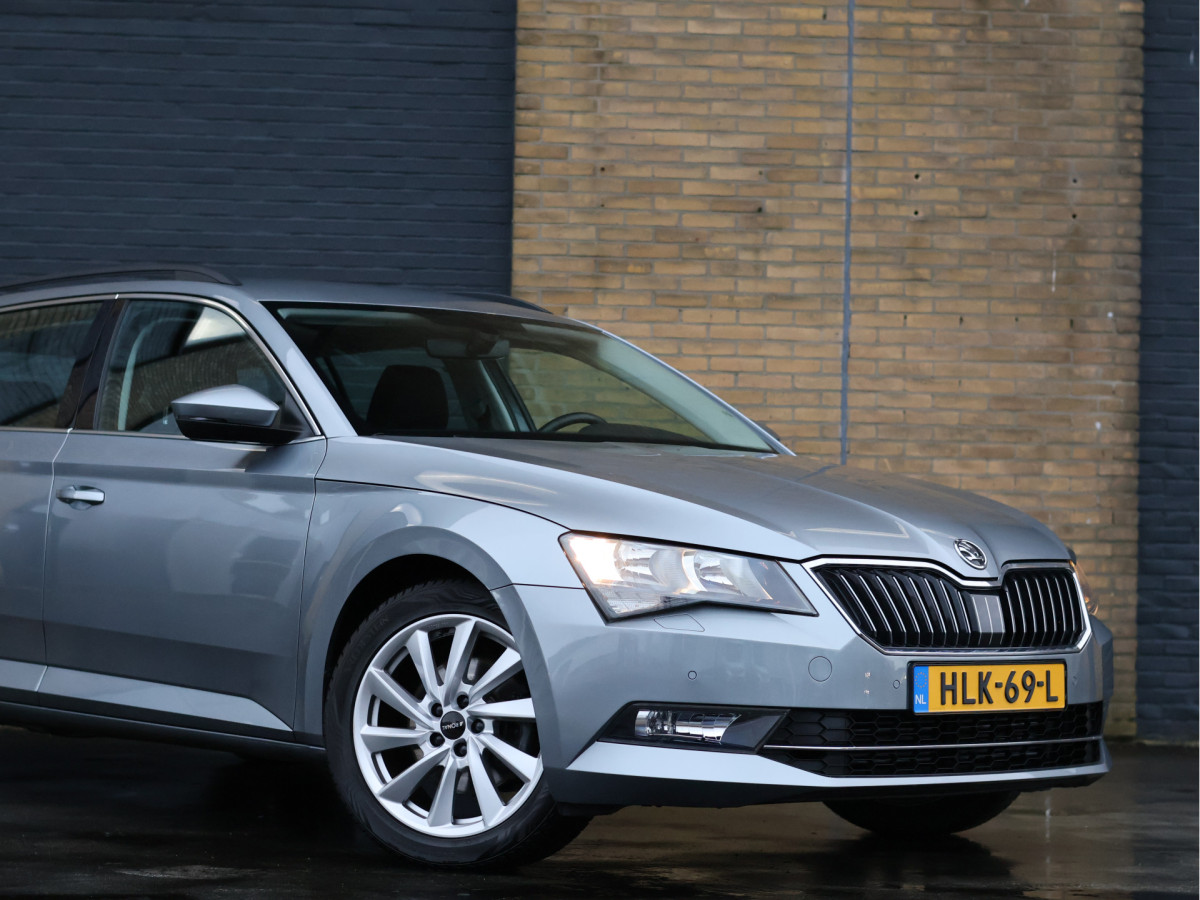 Škoda Superb Combi 1.4 TSI ACT Style Automaat