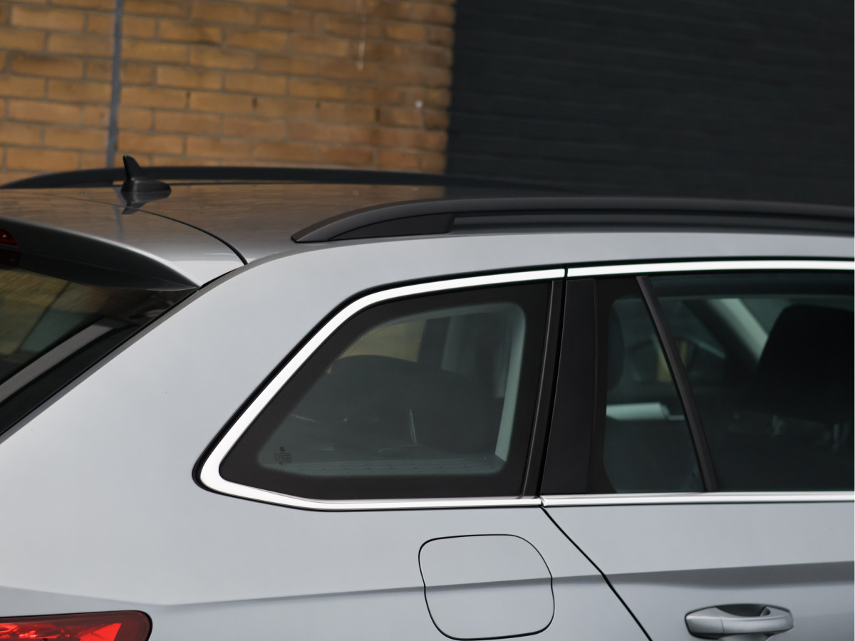 Škoda Superb Combi 1.4 TSI ACT Style Automaat