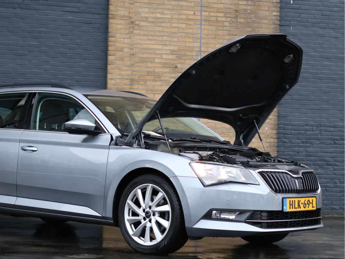Škoda Superb Combi 1.4 TSI ACT Style Automaat