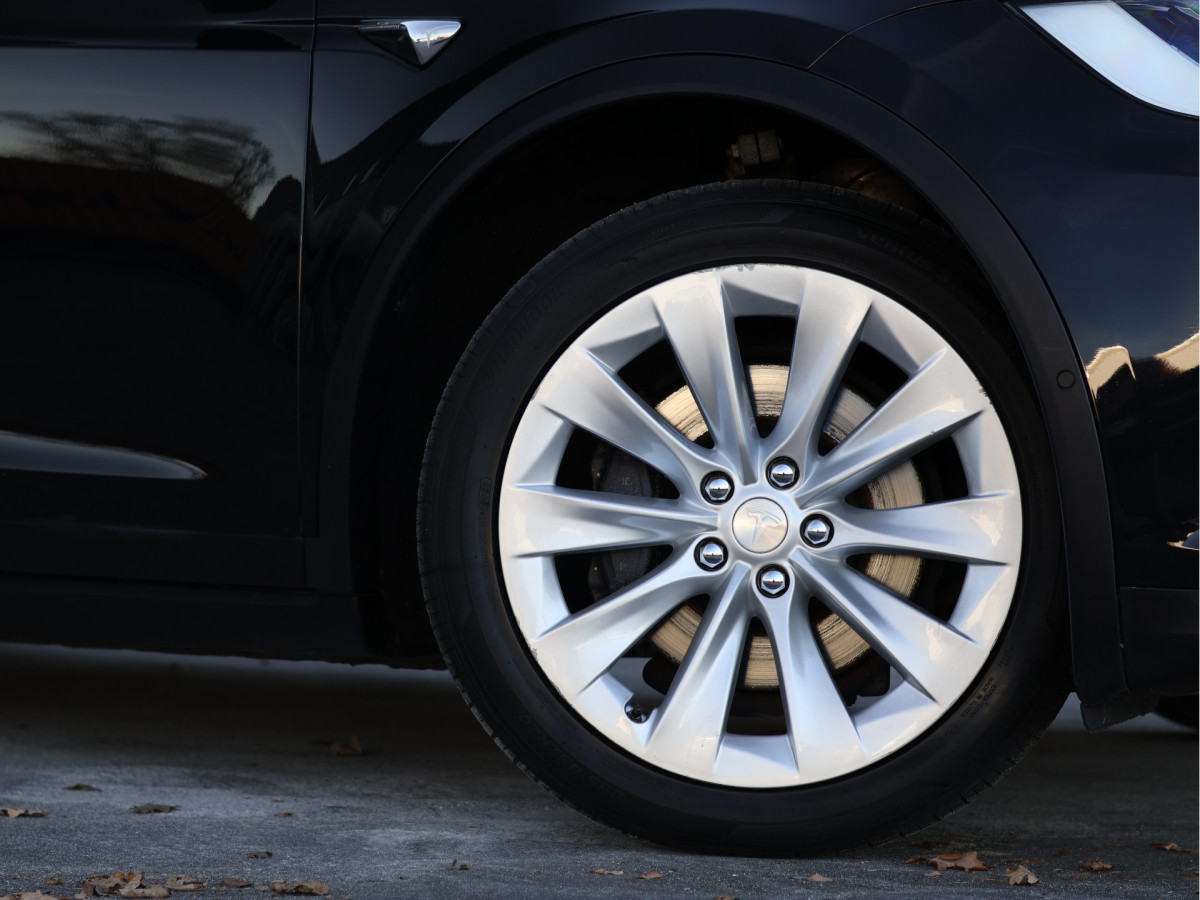 Tesla Model X 90D Base AWD SOH 85,4%