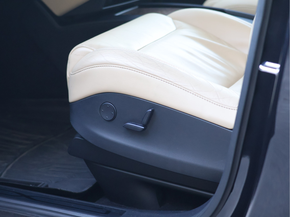 Tesla Model X 90D Base AWD SOH 85,4%