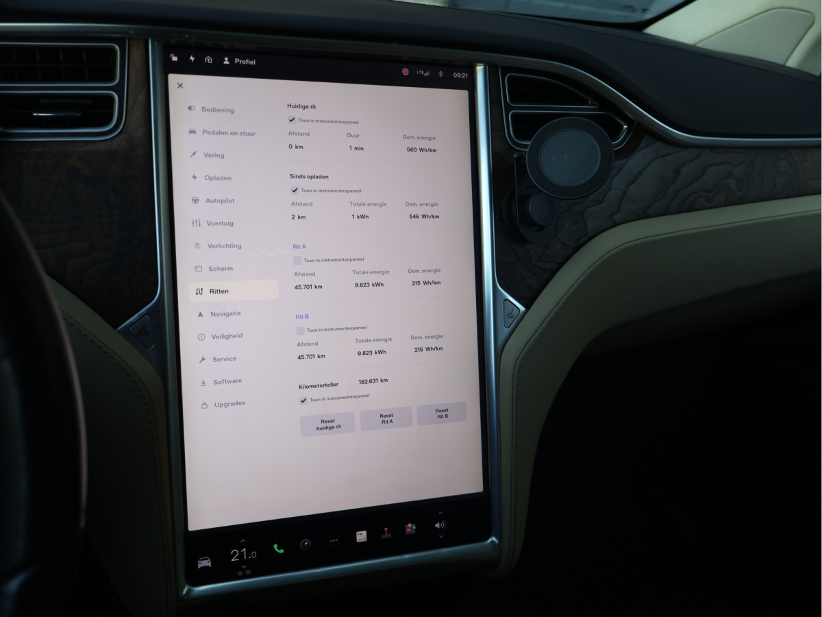 Tesla Model X 90D Base AWD SOH 85,4%