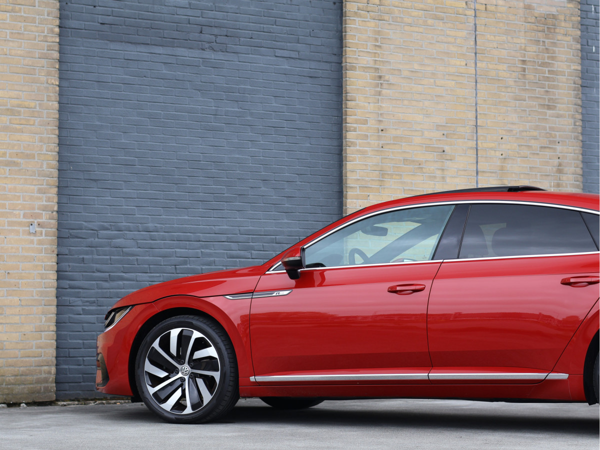 Volkswagen Arteon 2.0 TSI R-line Business