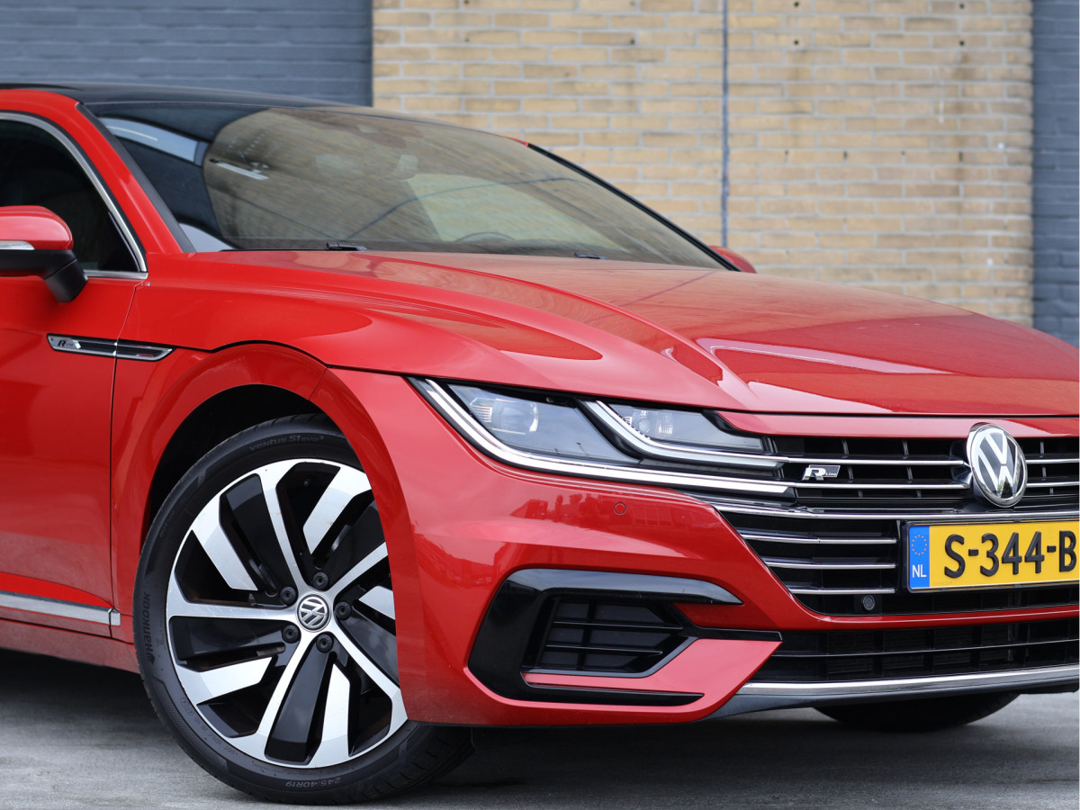 Volkswagen Arteon 2.0 TSI R-line Business
