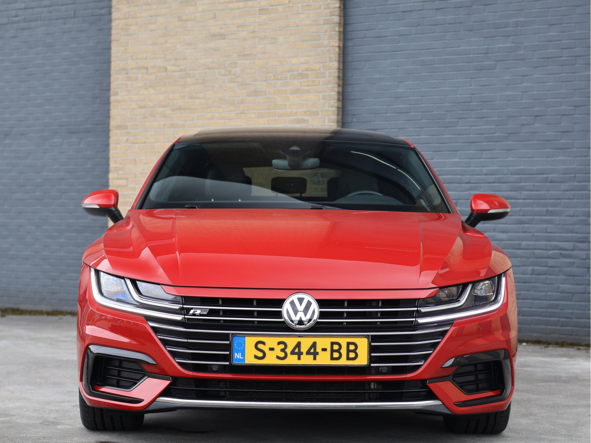 Volkswagen Arteon 2.0 TSI R-line Business
