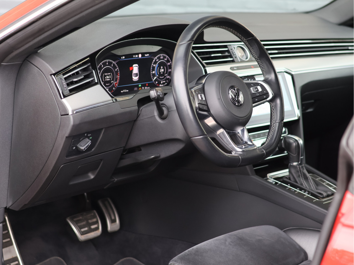 Volkswagen Arteon 2.0 TSI R-line Business