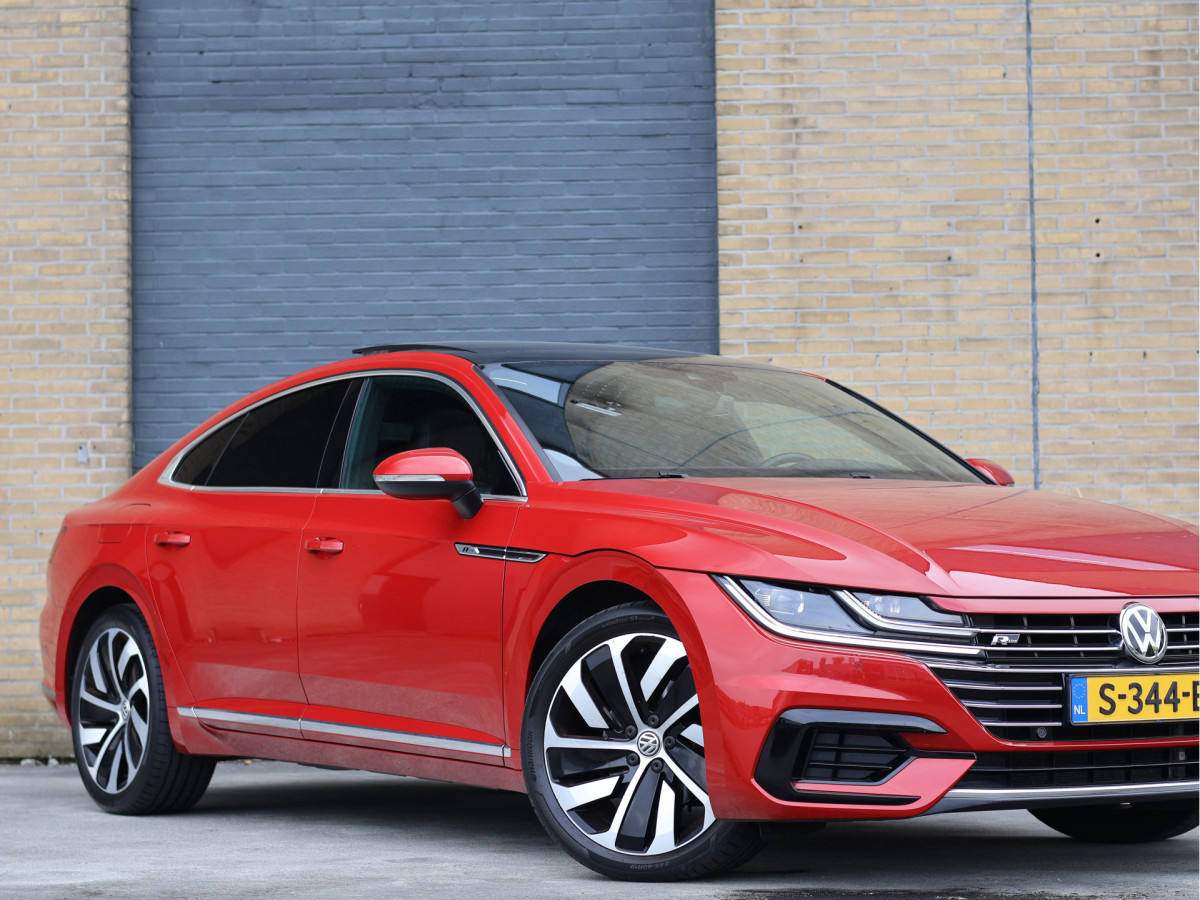 Volkswagen Arteon 2.0 TSI R-line Business