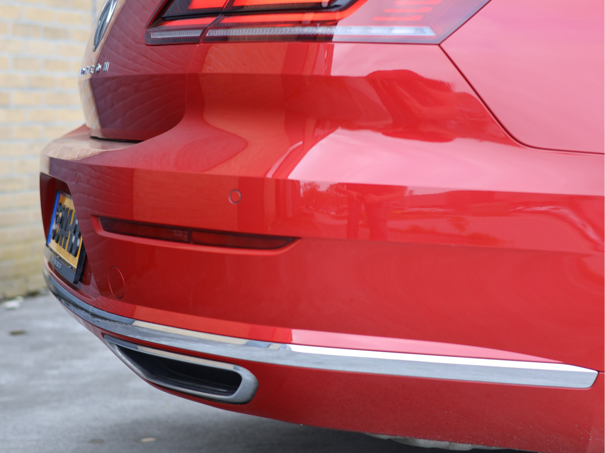 Volkswagen Arteon 2.0 TSI R-line Business