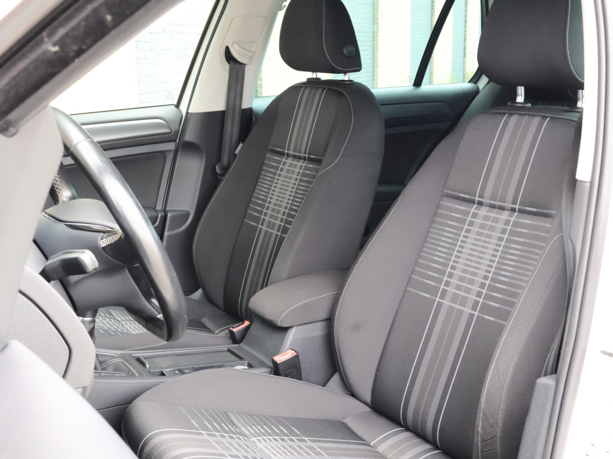Volkswagen Golf 1.2 TSI Lounge
