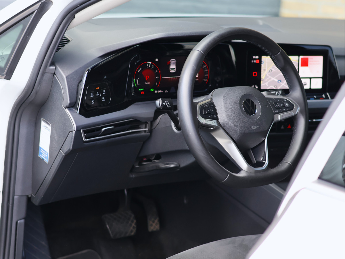 Volkswagen Golf 1.4 eHybrid Style
